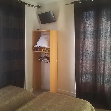 Hotel Ideal Paris