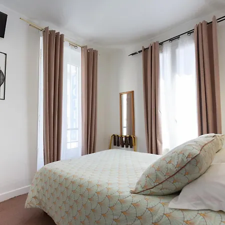 Otel Ideal Paris